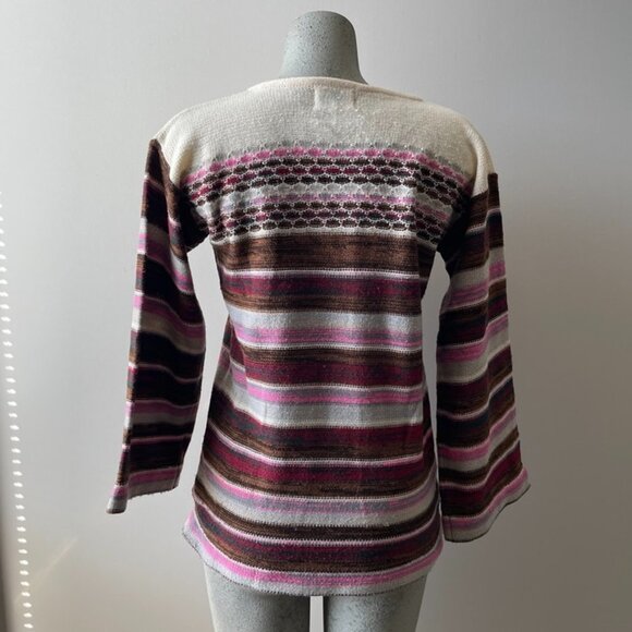 VINTAGE | Late 60's Woodward's Beacon Bell Sleeve Sweater - Picture 8 of 13